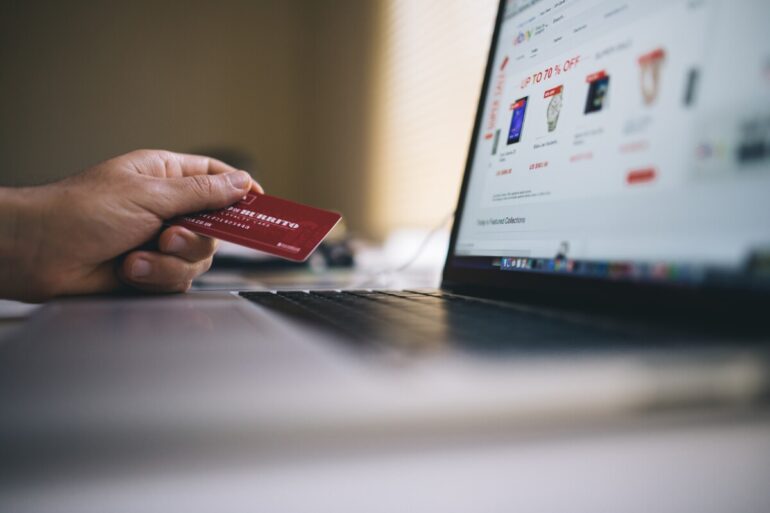 Como exibir categorias de produtos WooCommerce no menu da sua loja