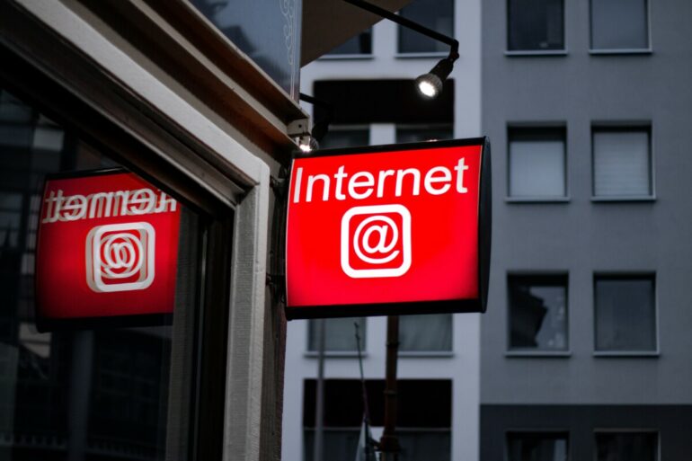 Conheça os principais protocolos de rede e internet